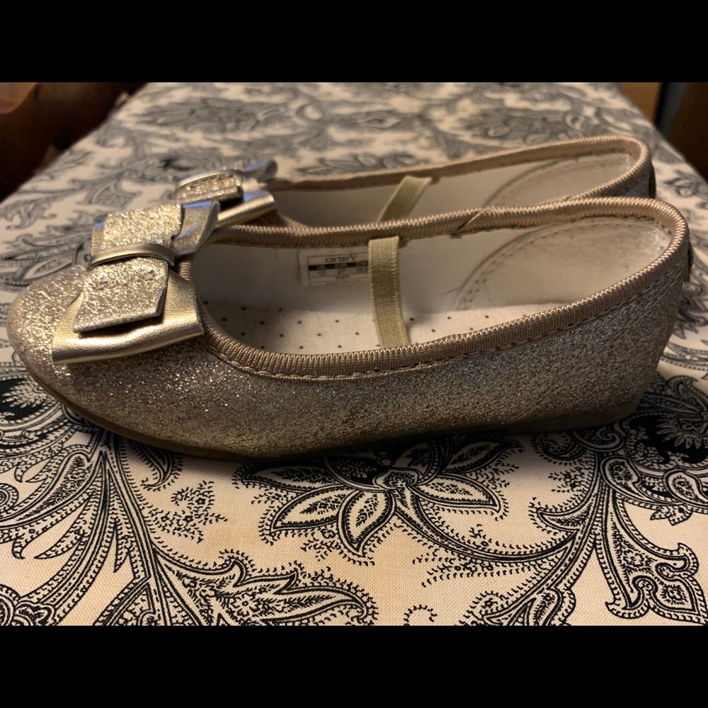 Toddler gold flats